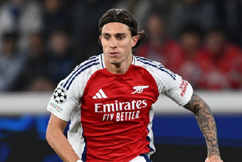Calafiori sớm rời tuyển Ý vì chấn thương, Arsenal thêm nỗi lo nơi hàng thủ