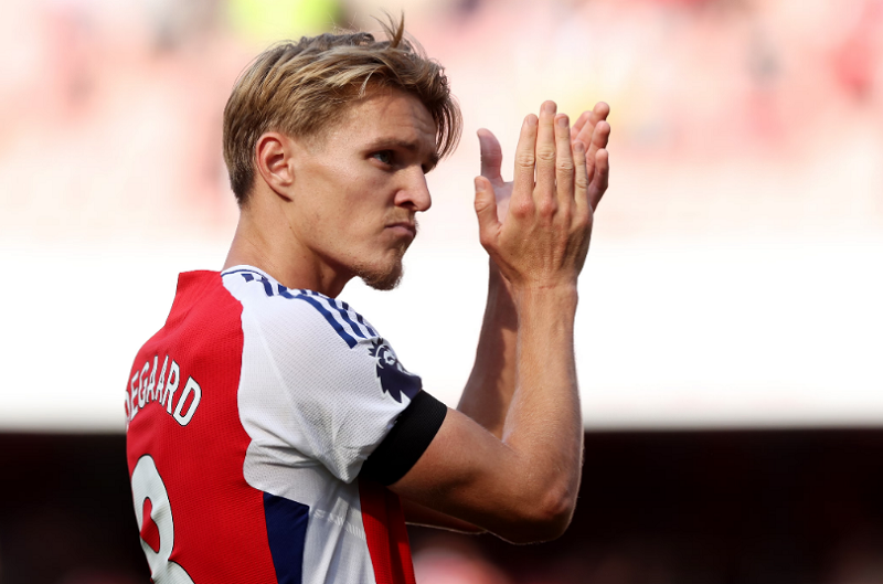 Đánh bại Olympiacos, Odegaard tung hô một tân binh lên mây