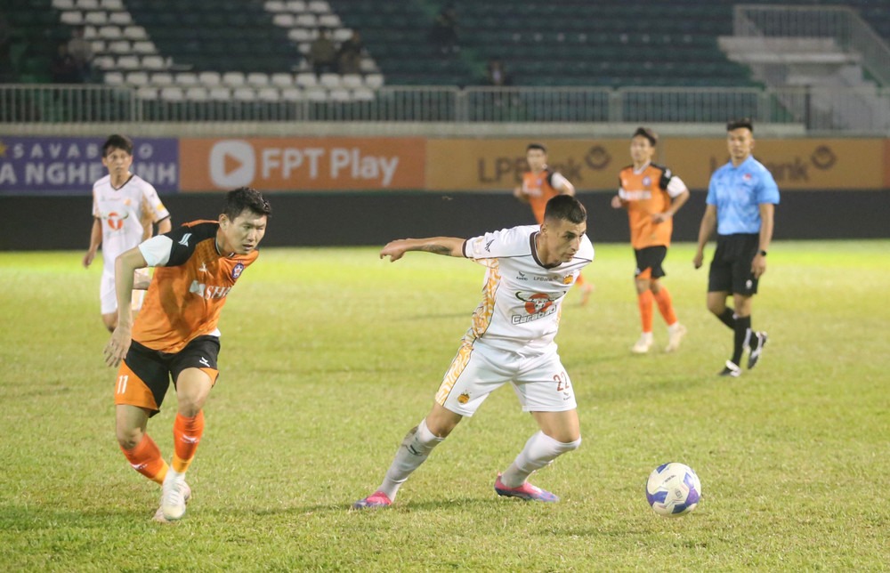 Nhận định soi kèo HAGL vs SHB Đà Nẵng lúc 17h00 ngày 23/5/2025 nhan-dinh-soi-keo-hagl-vs-shb-da-nang-luc-17h00-ngay-23-5-2025-1