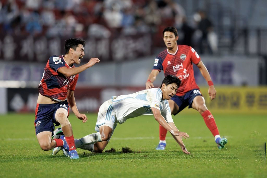 nhan-dinh-soi-keo-gwangju-vs-gimcheon-sangmu-luc-17h30-ngay-22-7-2025-1
