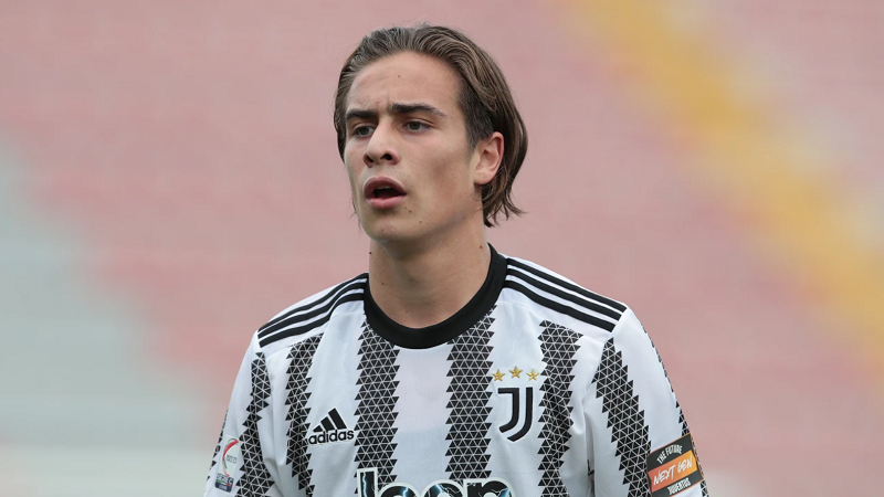 Romano tiết lộ, Chelsea khó chiêu mộ Kenan Yildiz