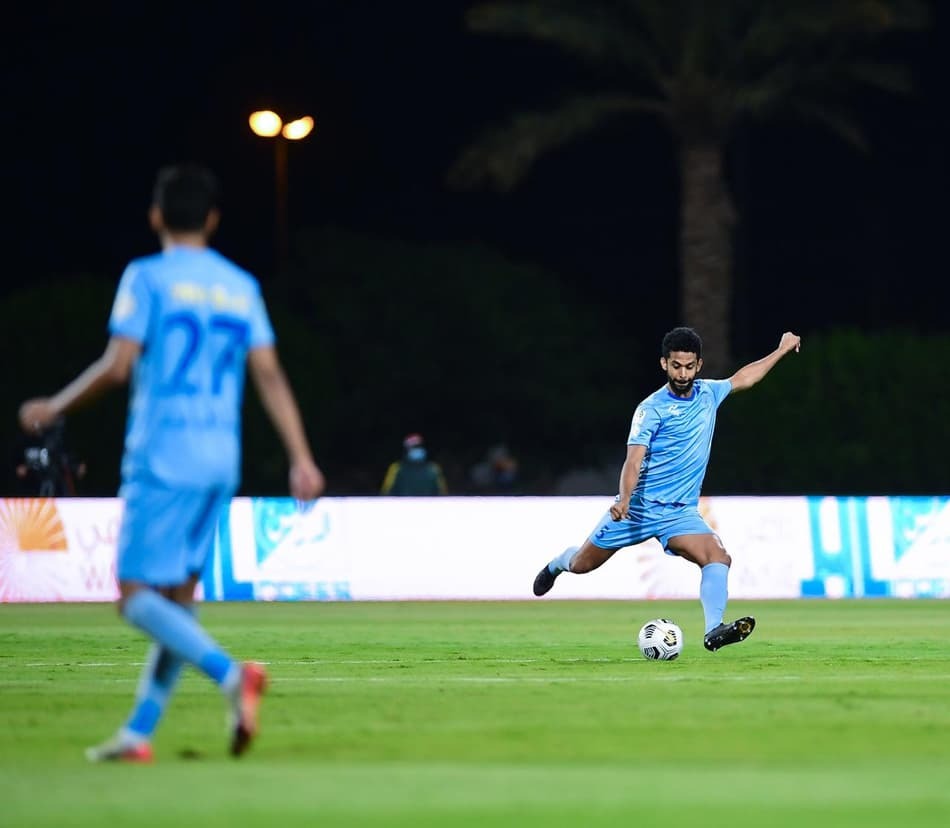 nhan-dinh-soi-keo-al-batin-vs-al-ahli-luc-01h00-ngay-28-10-2025-2
