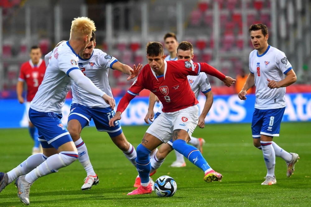 Nhận định soi kèo Faroe vs Séc lúc 23h00 ngày 12/10/2025