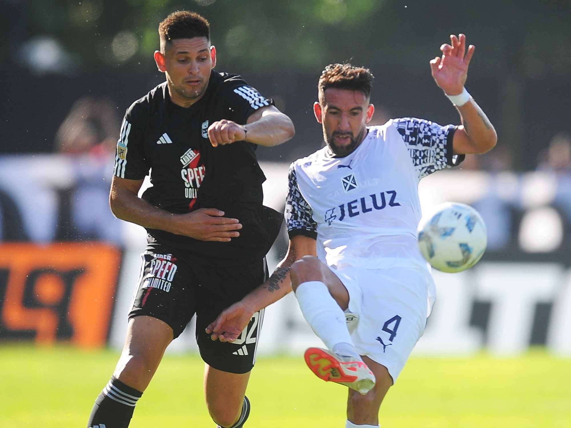 Nhận định soi kèo Riestra vs Independiente lúc 05h00 ngày 11/11/2025 nhan-dinh-soi-keo-riestra-vs-independiente-luc-05h00-ngay-11-11-2025-1