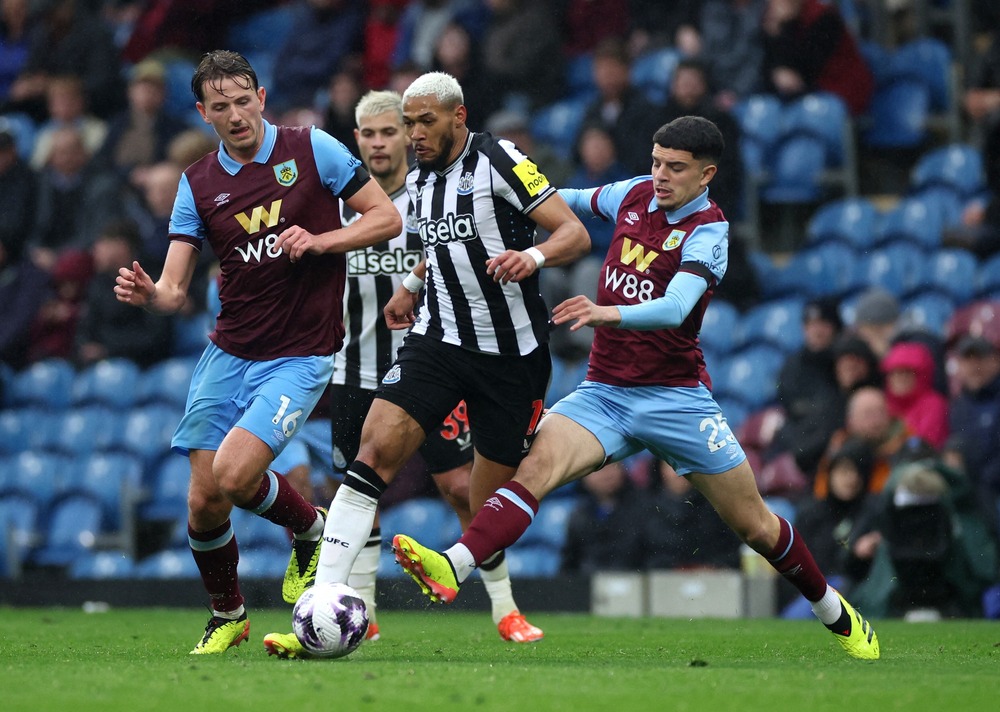 nhan-dinh-soi-keo-burnley-vs-newcastle-united-luc-02h30-ngay-31-12-2025-1