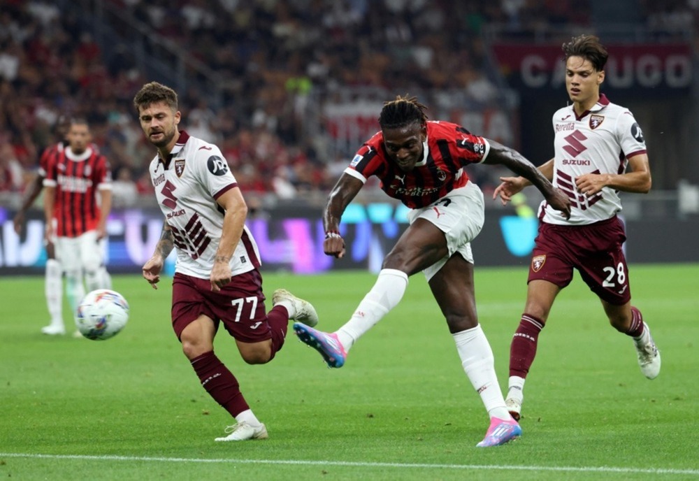 Nhận định soi kèo Torino vs AC Milan lúc 02h45 ngày 9/12/2025 nhan-dinh-soi-keo-torino-vs-ac-milan-luc-02h45-ngay-9-12-2025-1